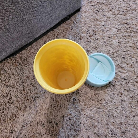 Vera Bradley Tumbler - Picture 4 of 5